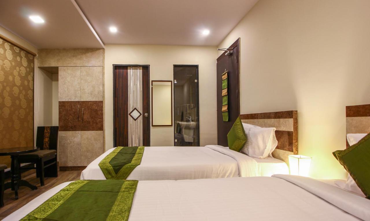 Treebo Address Inn, Banjara Hills Гайдарабад Екстер'єр фото