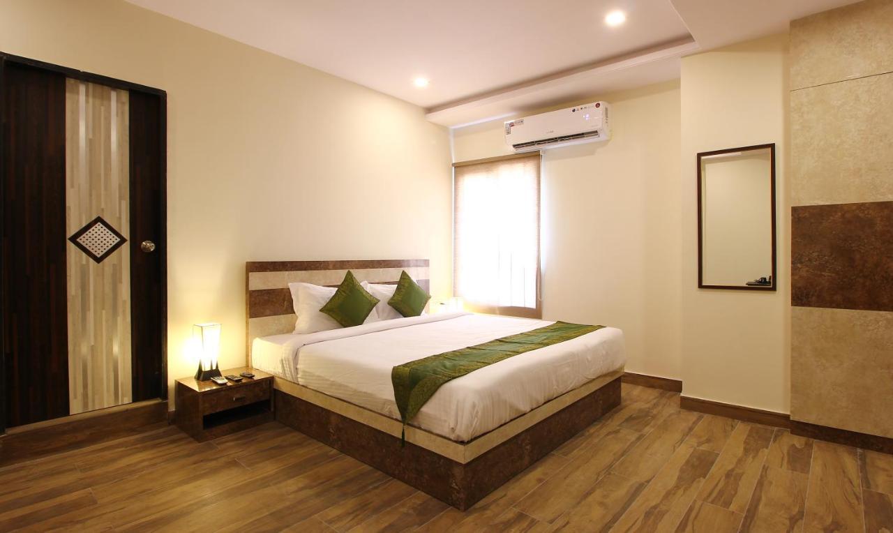 Treebo Address Inn, Banjara Hills Гайдарабад Екстер'єр фото