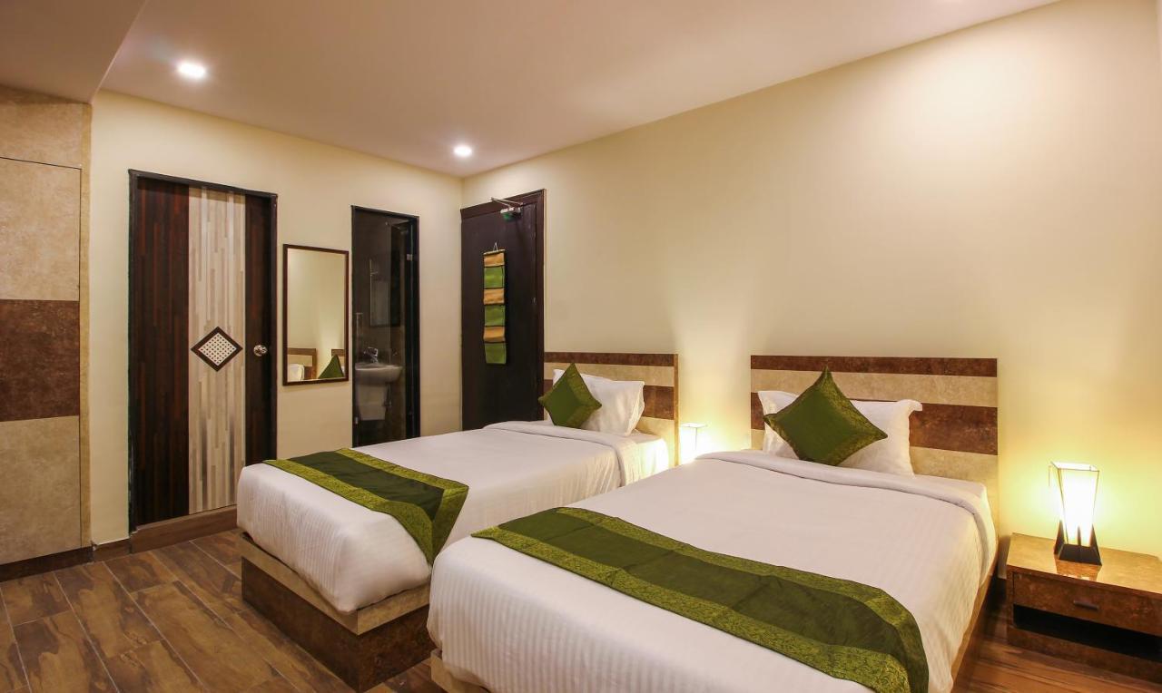 Treebo Address Inn, Banjara Hills Гайдарабад Екстер'єр фото
